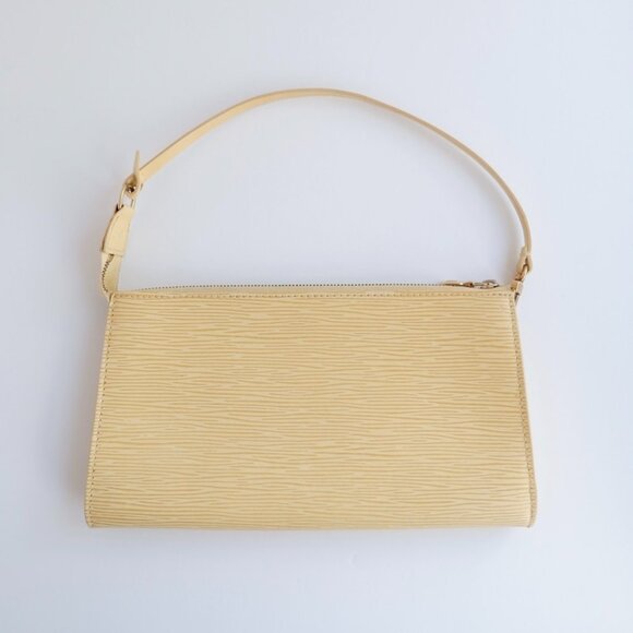 Authentic Preowned Louis Vuitton Beige Epi Leather Pochette Shoulder Bag - Picture 3 of 14